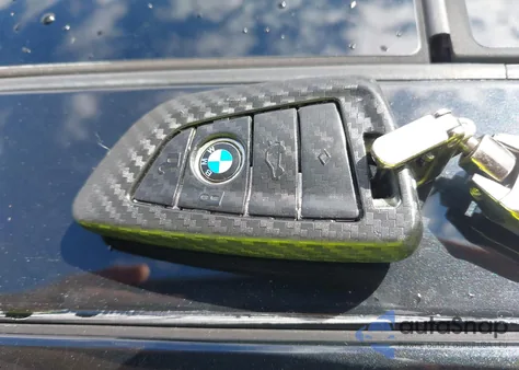 2018 BMW 740I xDrive z USA, uszkodzony, nr VIN WBA7E4C58JGV28096